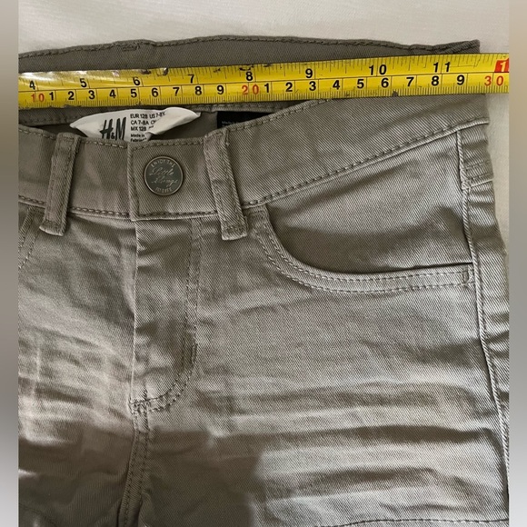 Thereabouts girls poet blouse and H&M girls kakhi lace shorts Bundle - Picture 6 of 8